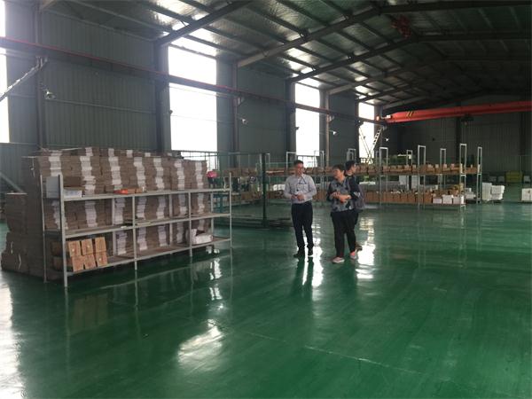 網(wǎng)絡媒體進企業(yè) 同頻共振助發(fā)展(圖8)