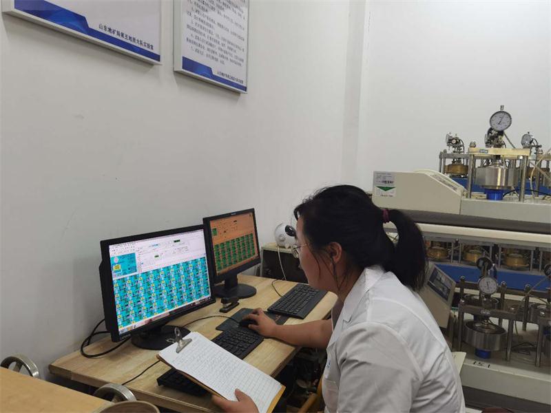 公司同002A：土工試驗(yàn)甲級(jí)，可以承擔(dān)甲級(jí)及以下工程勘察資格所能承擔(dān)工程勘察項(xiàng)目的土工試驗(yàn)任務(wù)； 聯(lián)系人：任玲，電話：18653883892(圖3)