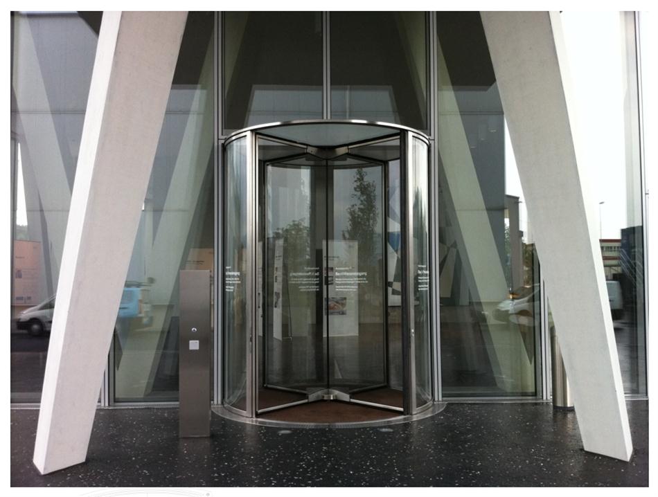 “水晶旋轉門”讓建筑、裝飾設計師更加自如！(圖2)